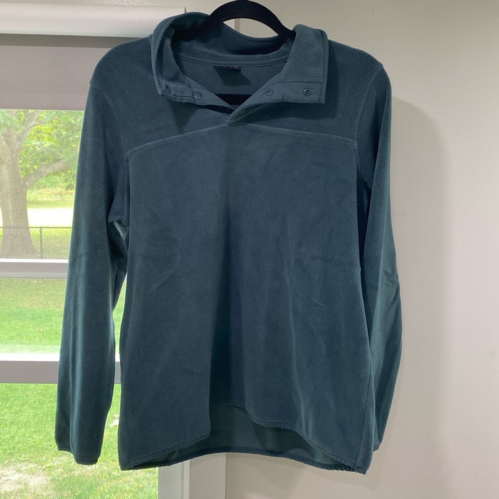 SM Women’s Pull Over Sweater